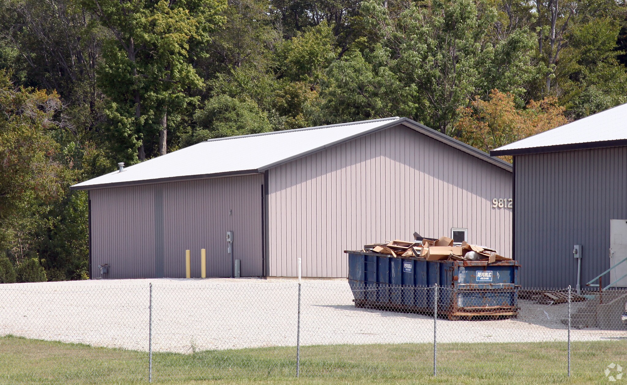 9812 Rawles Ave, Indianapolis, IN for sale Primary Photo- Image 1 of 3