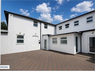 Plus de détails pour 60 Oaklands Park Ave, Ilford - Bureau/Médical à louer