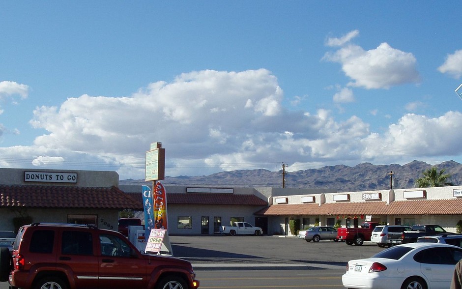 2065 Highway 95, Bullhead City, AZ for lease - Building Photo - Image 1 of 6