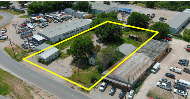 5221 E Cesar Chavez St, Austin, TX for sale - Building Photo - Image 1 of 4