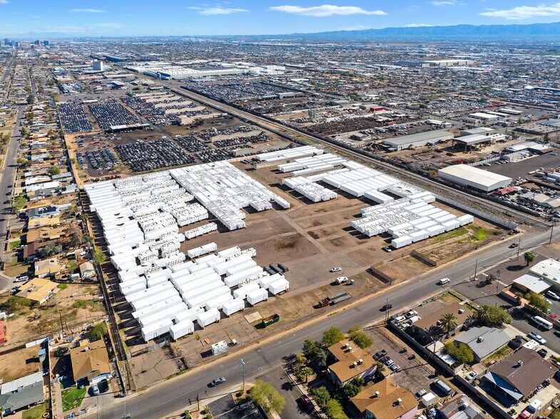 325 S 31st Ave, Phoenix, AZ à louer - Photo du bâtiment - Image 2 de 9