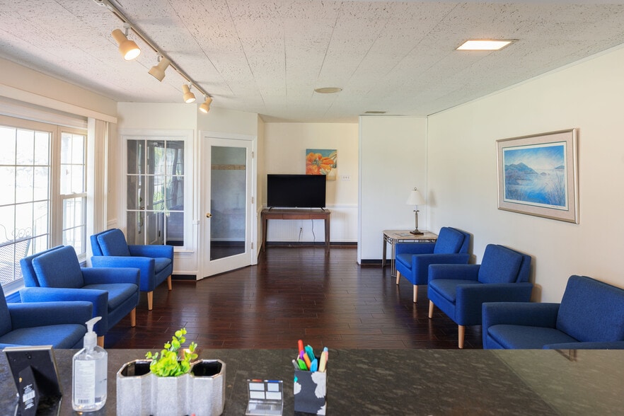 291 Graham Hopedale Rd, Burlington, NC à louer - Photo du bâtiment - Image 3 de 13