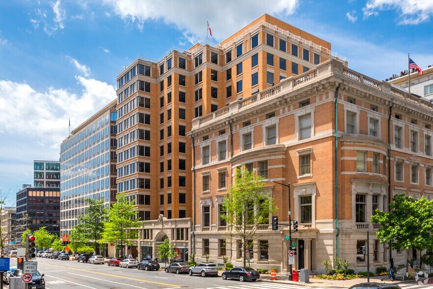 750 17th St NW, Washington, DC à louer - Photo du bâtiment - Image 2 de 11