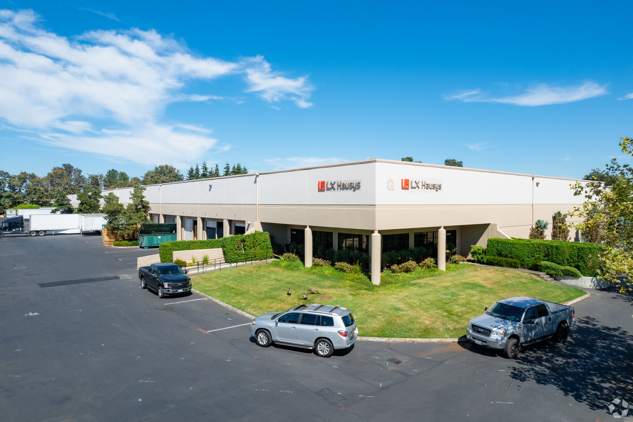 18200-18290 Olympic Ave S, Tukwila, WA for lease Building Photo- Image 1 of 5