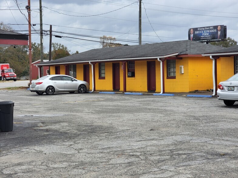 513 Central Dr, East Dublin, GA à vendre - Photo du bâtiment - Image 2 de 15