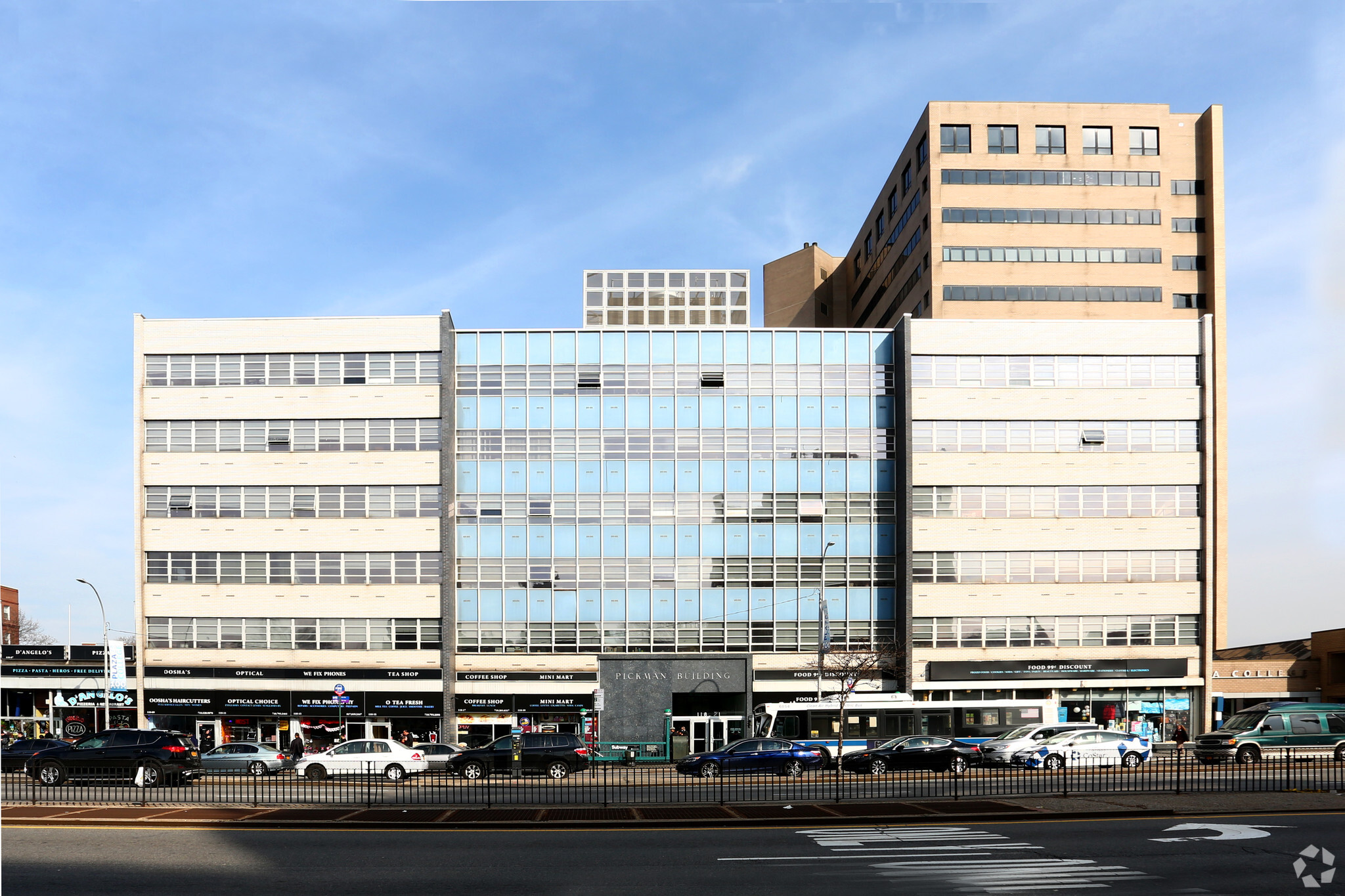 11821 Queens Blvd, Forest Hills, NY for lease Building Photo- Image 1 of 6