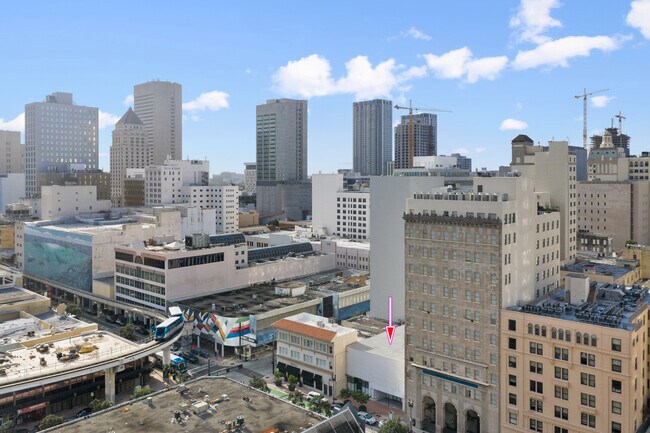 Plus de détails pour 113-115 SE 1st St, Miami, FL - Terrain à vendre