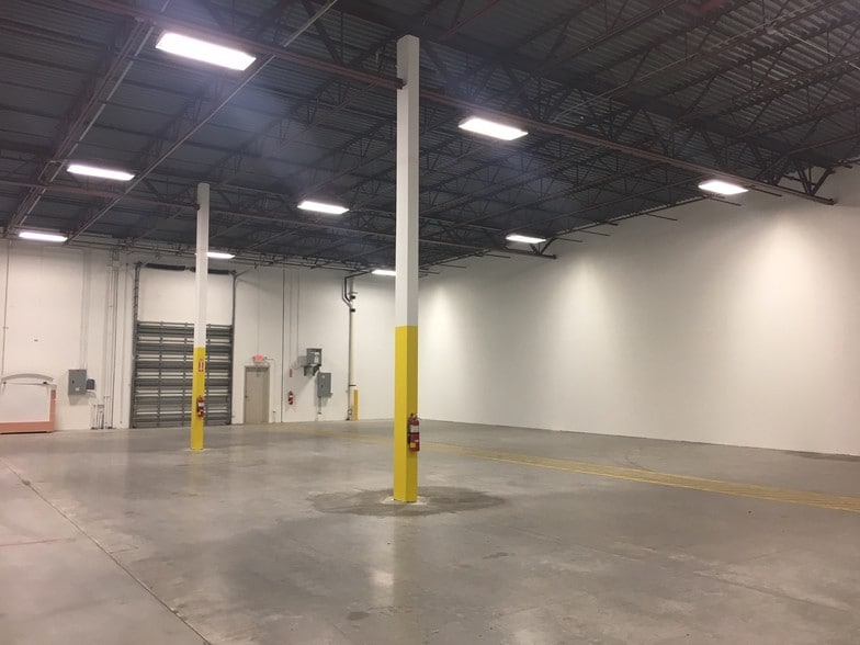 2501 Dykes Rd, Miramar, FL for lease - Building Photo - Image 3 of 11