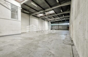 Flex in Fontenay-sous-Bois for lease Interior Photo- Image 2 of 5