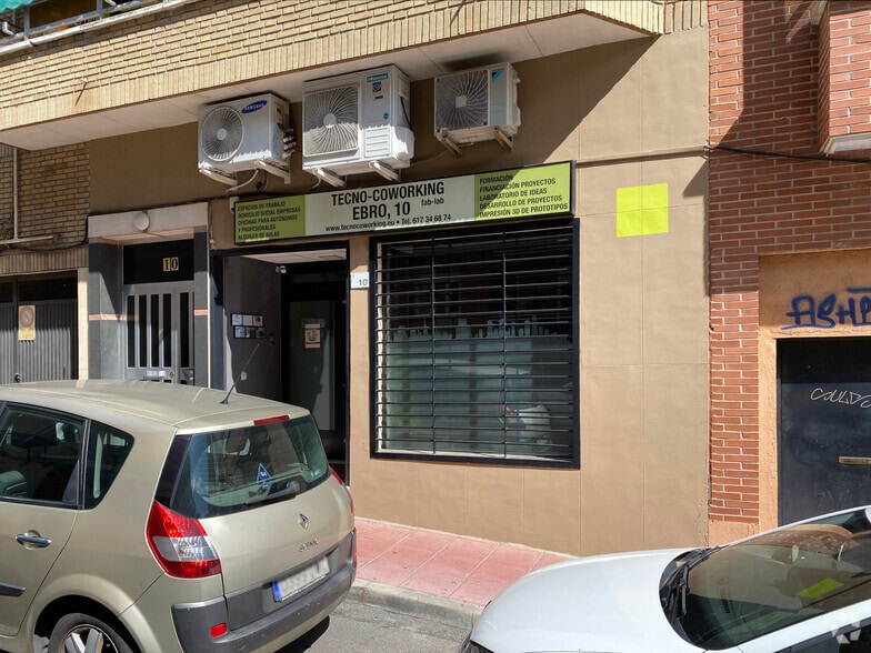 Calle Ebro, 10, Alcobendas, Madrid for sale - Building Photo - Image 2 of 3