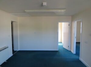 2-5 Mayfield, Dingwall for lease Interior Photo- Image 1 of 2