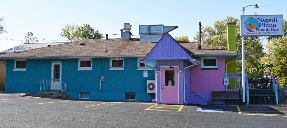 7613 Howe Rd, Wonder Lake, IL à vendre - Photo du bâtiment - Image 3 de 12