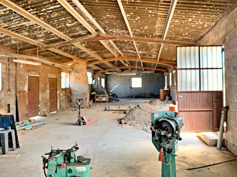 Industriel dans Tortosa, Tarragona à vendre - Photo du bâtiment - Image 2 de 12
