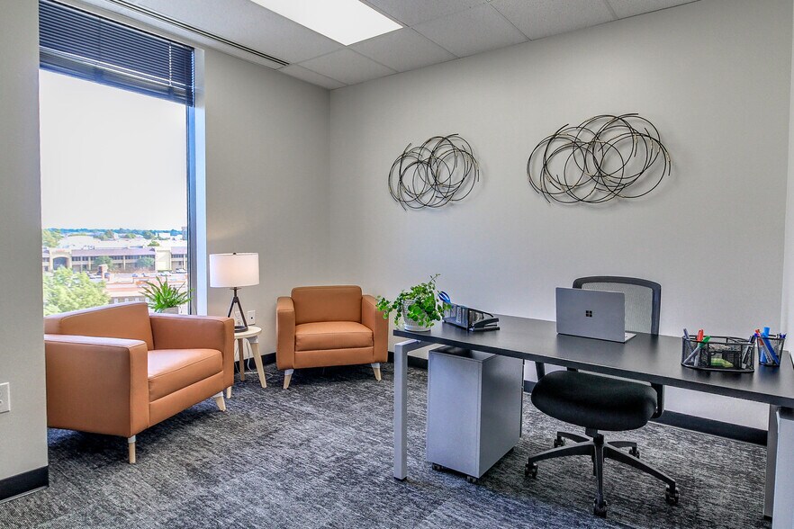 3030 NW Expressway, Oklahoma City, OK à louer - Photo intérieure - Image 3 de 22