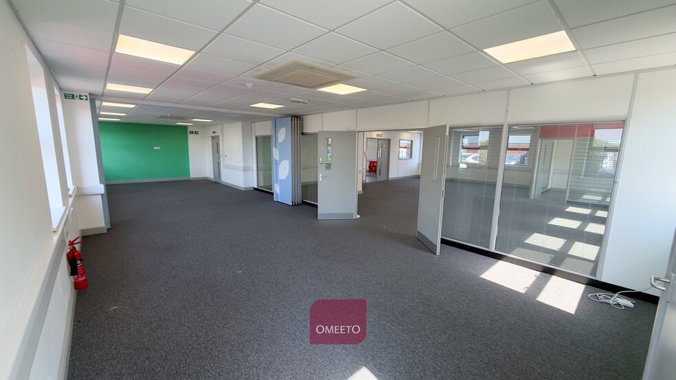 2 Victoria Way, Derby for lease - Building Photo - Image 3 of 8
