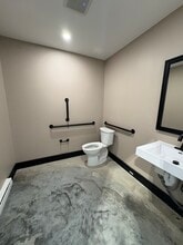 3914 Indianapolis Rd, Columbus, IN for lease Interior Photo- Image 2 of 2