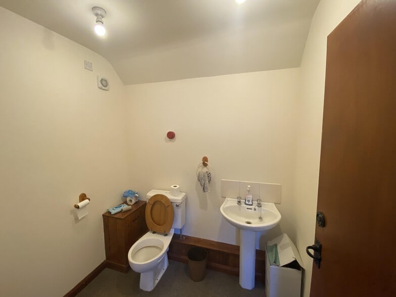 Hopehouse Ln, Martley for lease - Interior Photo - Image 3 of 5