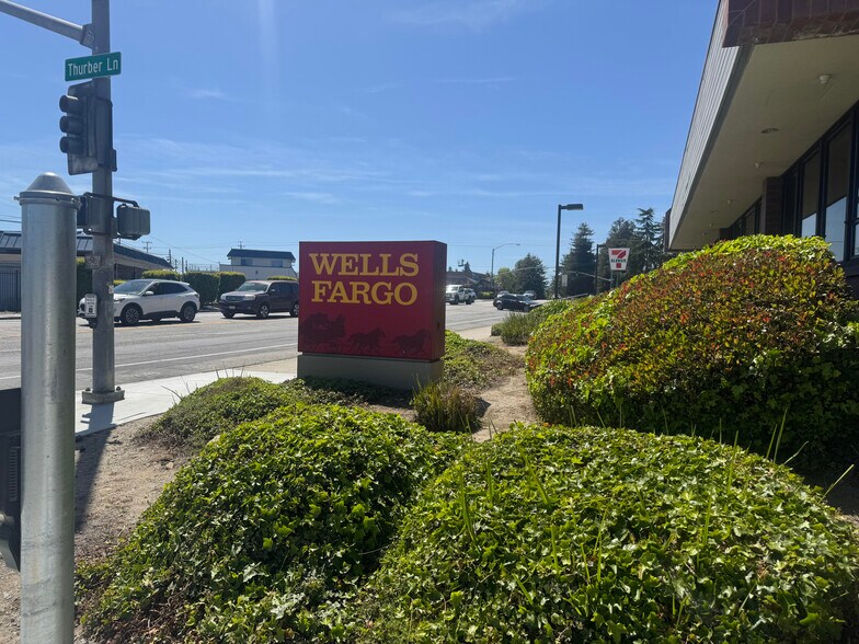1975 Soquel Dr, Santa Cruz, CA à louer - Photo du bâtiment - Image 3 de 11
