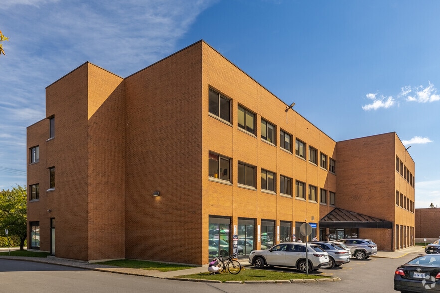 770 Broadview Ave, Ottawa, ON for sale - Primary Photo - Image 1 of 1