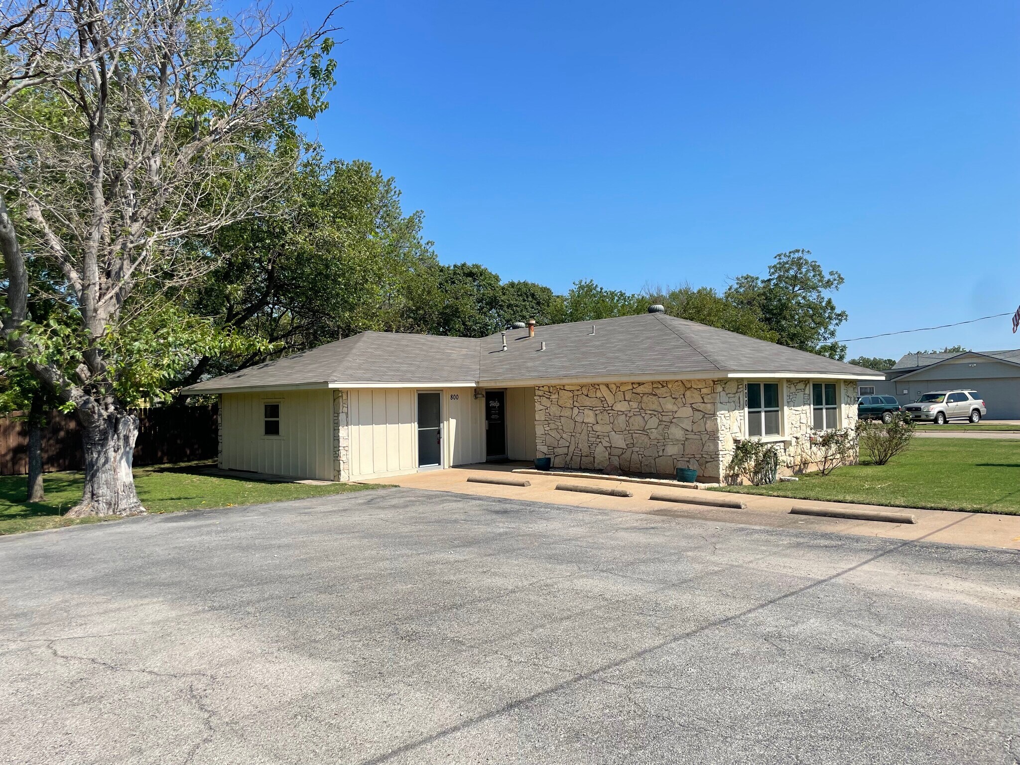 800 Paluxy Rd, Granbury, TX for sale Primary Photo- Image 1 of 32