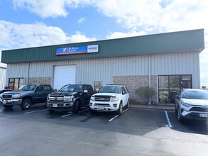 6603 Royal St, Liberty, MO à louer Photo du bâtiment- Image 1 de 12