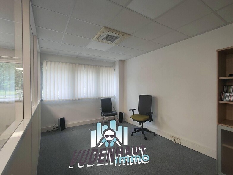 Office in CASTELNAU-D'ESTRETEFONDS for lease - Interior Photo - Image 2 of 9