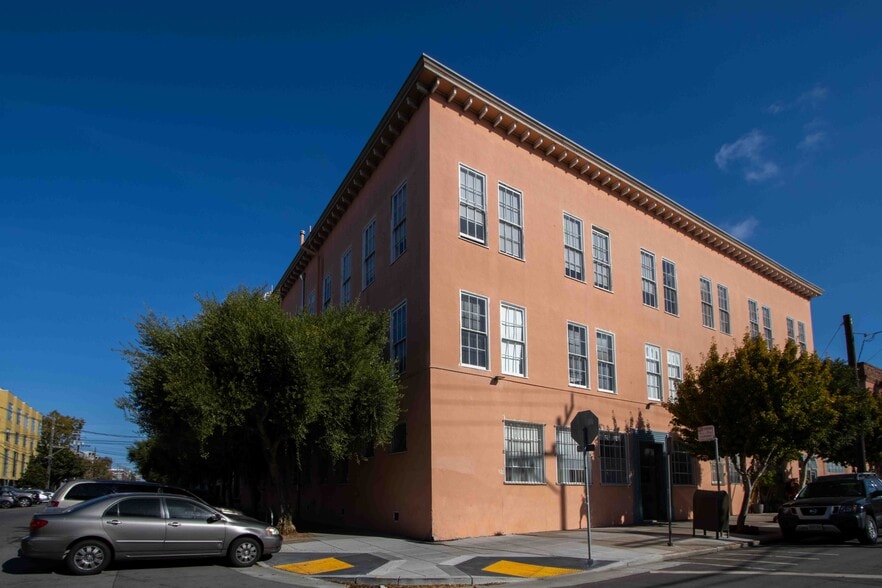 777 Florida St, San Francisco, CA à louer - Photo du bâtiment - Image 1 de 3