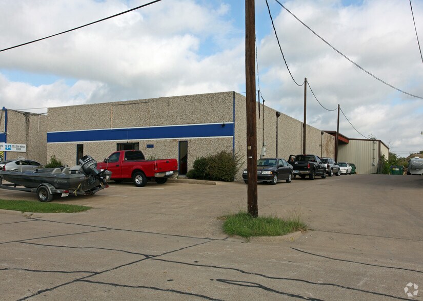 2805 Singleton St, Rowlett, TX à louer - Photo du bâtiment - Image 2 de 21