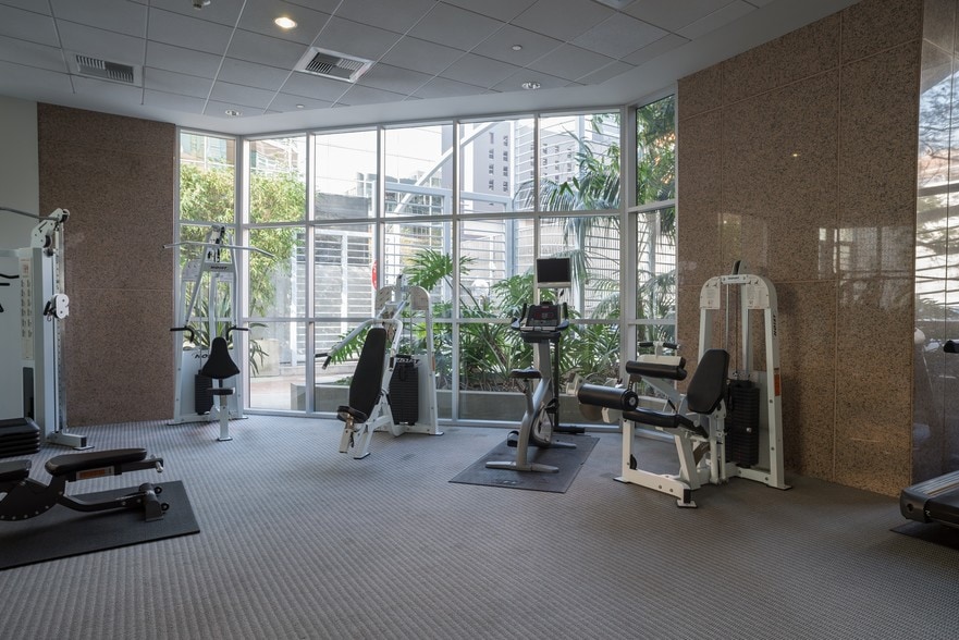 801 S Grand Ave, Los Angeles, CA for lease - Interior Photo - Image 2 of 11