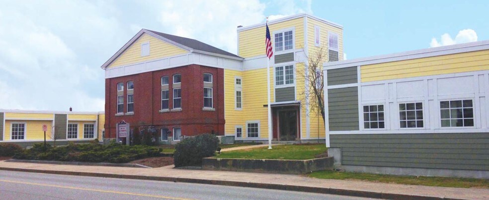 57 Webster St, Manchester, NH à vendre - Photo principale - Image 2 de 3