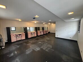6 W 1st St, Hinsdale, IL for lease Interior Photo- Image 1 of 3