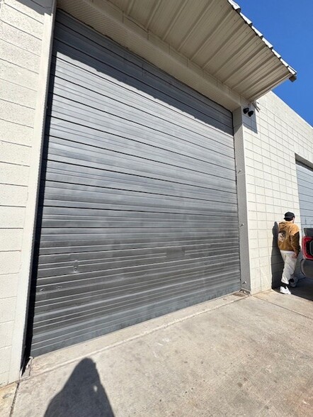 2010-2021 Exchange Ave, Oklahoma City, OK for lease - Building Photo - Image 3 of 10