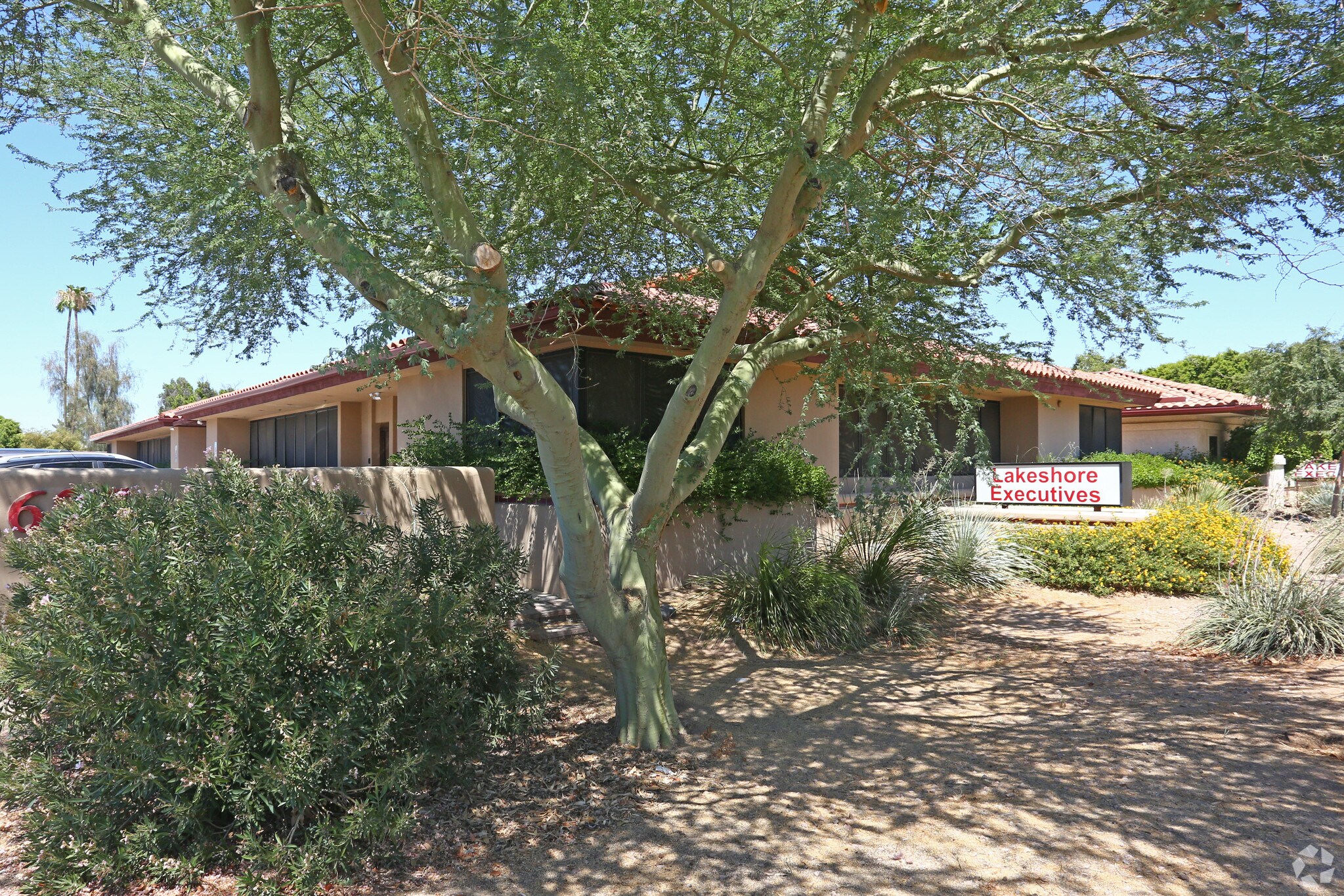 4625 S Lakeshore Dr, Tempe, AZ for lease Primary Photo- Image 1 of 23