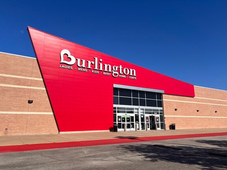 13236-13280 Northwest Fwy, Houston, TX à louer - Photo du bâtiment - Image 1 de 5