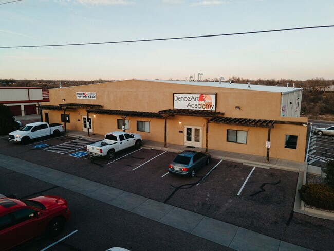 Plus de détails pour 7049 Bandley Dr, Fountain, CO - Local d'activités à louer
