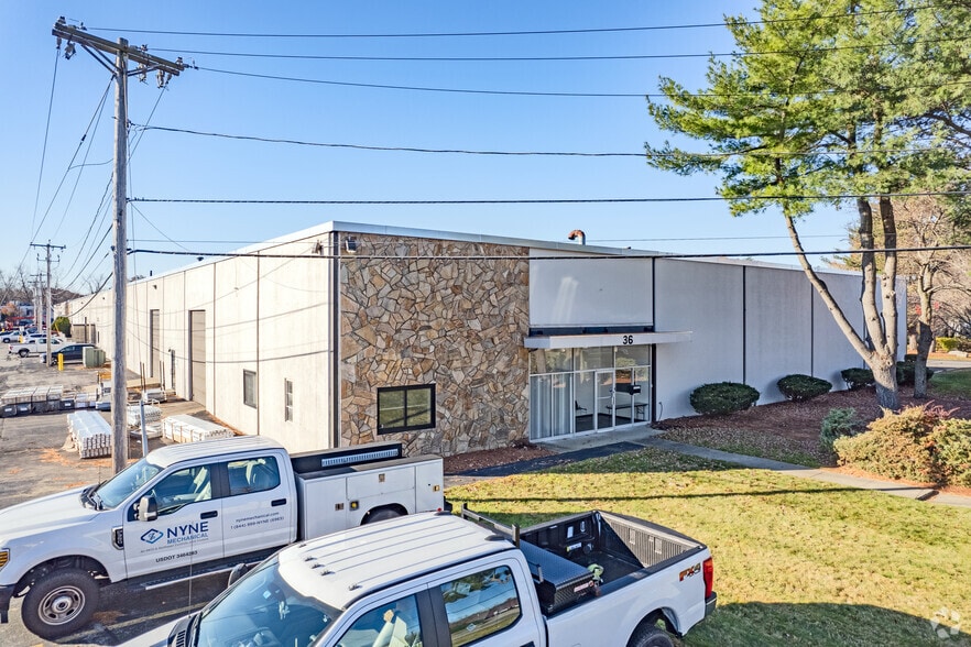 36 Sword St, Auburn, MA for lease - Primary Photo - Image 1 of 6