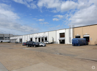 Plus de détails pour 1207 W Crosby Rd, Carrollton, TX - Industriel à louer