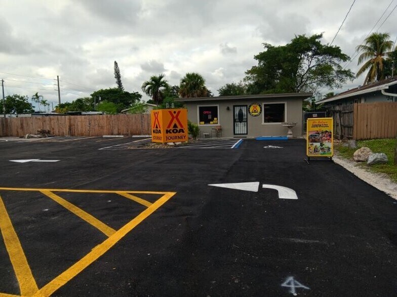 5931 Polk St, Hollywood, FL à vendre - Photo du bâtiment - Image 2 de 6