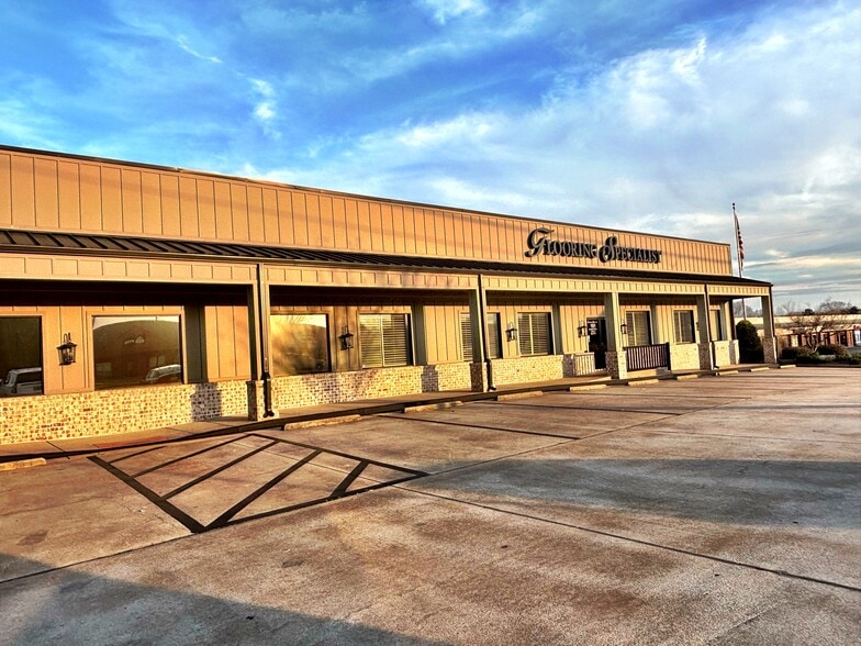 101 Lochlyn Pl, Bonaire, GA for sale - Building Photo - Image 3 of 6