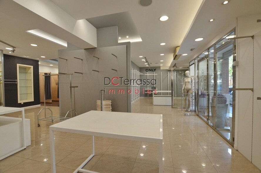 View Photo