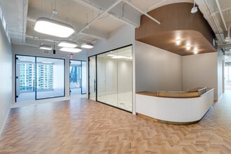 2323 Victory Ave, Dallas, TX for lease Interior Photo- Image 2 of 5