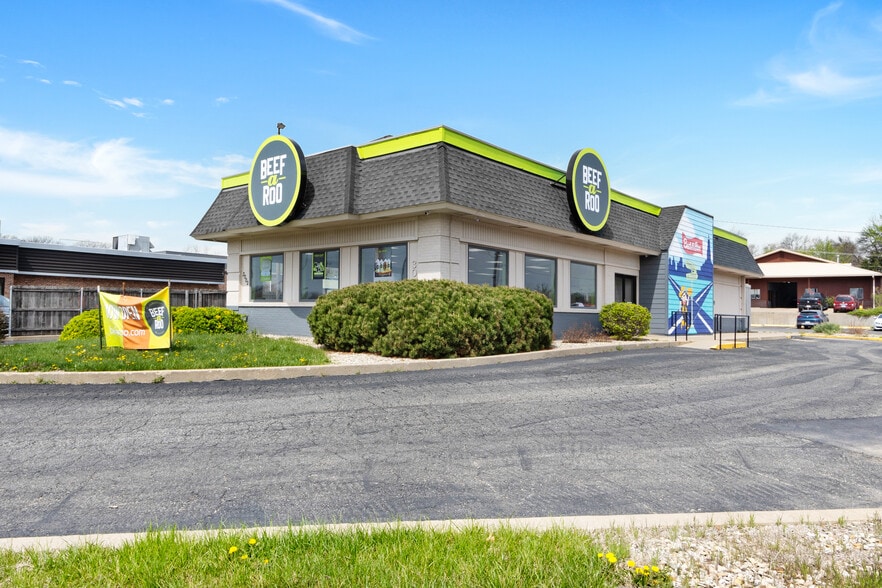 3002 Anderson Ave, Manhattan, KS à vendre - Photo du bâtiment - Image 3 de 7