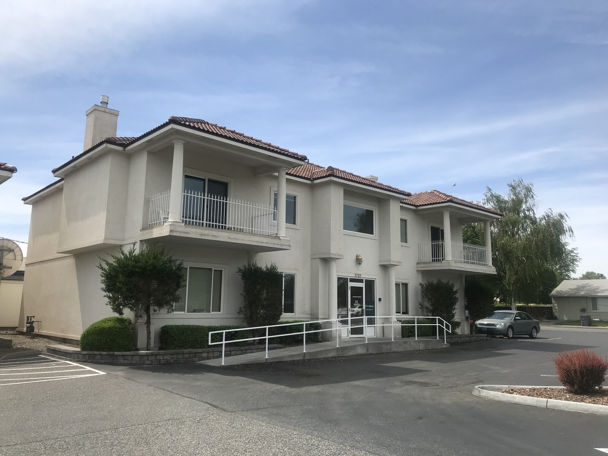 1721 W Kennewick Ave, Kennewick, WA à louer Photo principale- Image 1 de 16