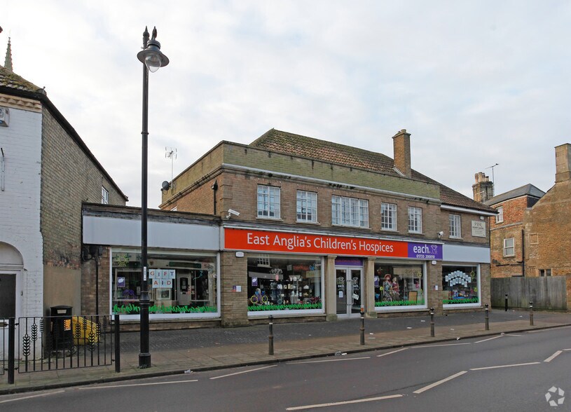 5 Market St, Whittlesey à louer - Photo du bâtiment - Image 2 de 2