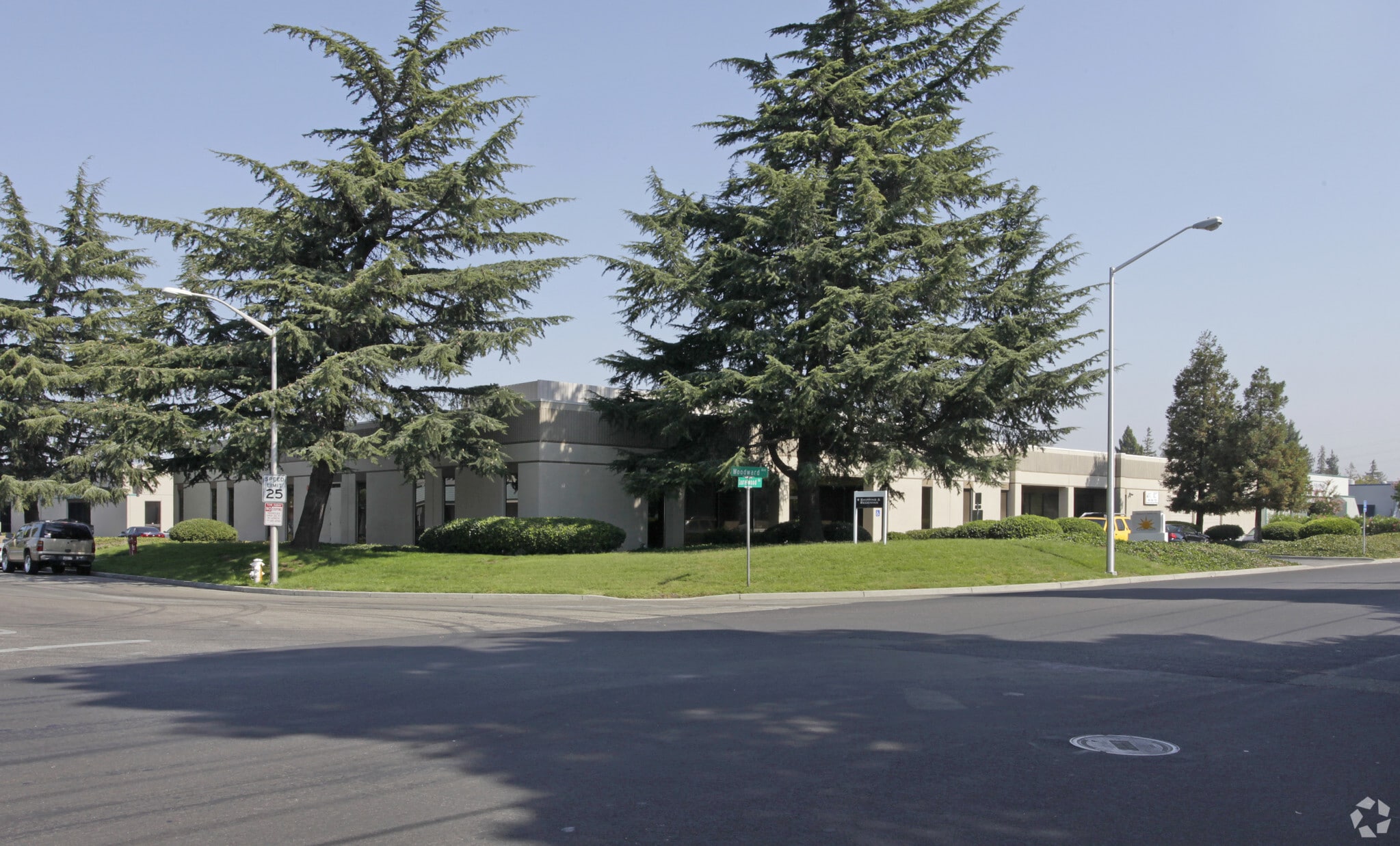481-491 Laurelwood Rd, Santa Clara, CA for lease Primary Photo- Image 1 of 5