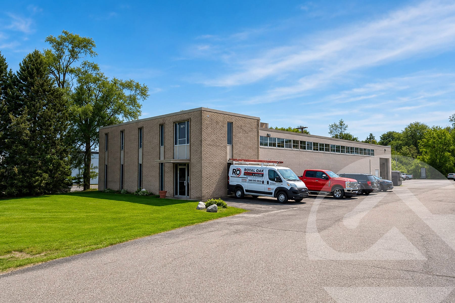 2071 Stephenson Hwy, Troy, MI for sale Primary Photo- Image 1 of 2