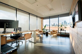 2207 4th St SW, Calgary, AB à louer Photo intérieure- Image 2 de 7