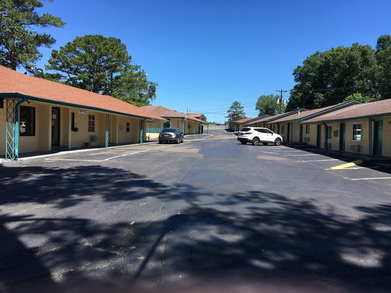 1834 2nd Ave NW, Cullman, AL for sale - Building Photo - Image 2 of 2