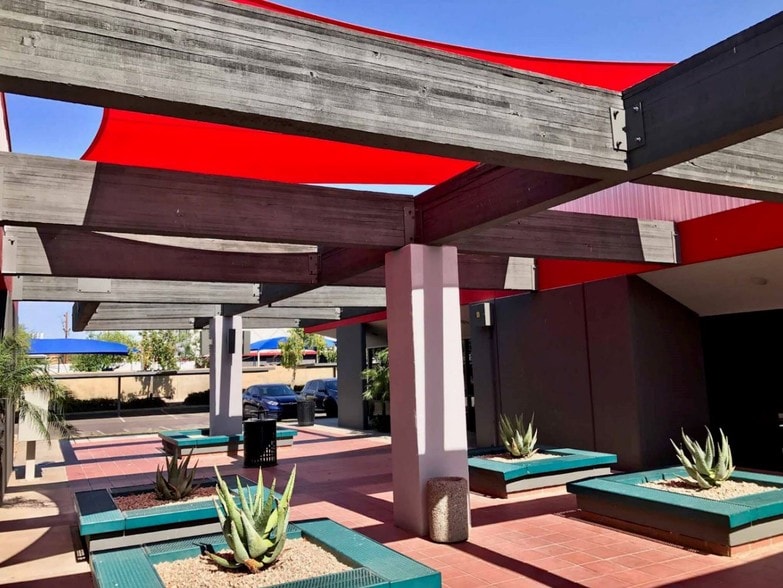 4836 E McDowell Rd, Phoenix, AZ for lease - Building Photo - Image 2 of 5