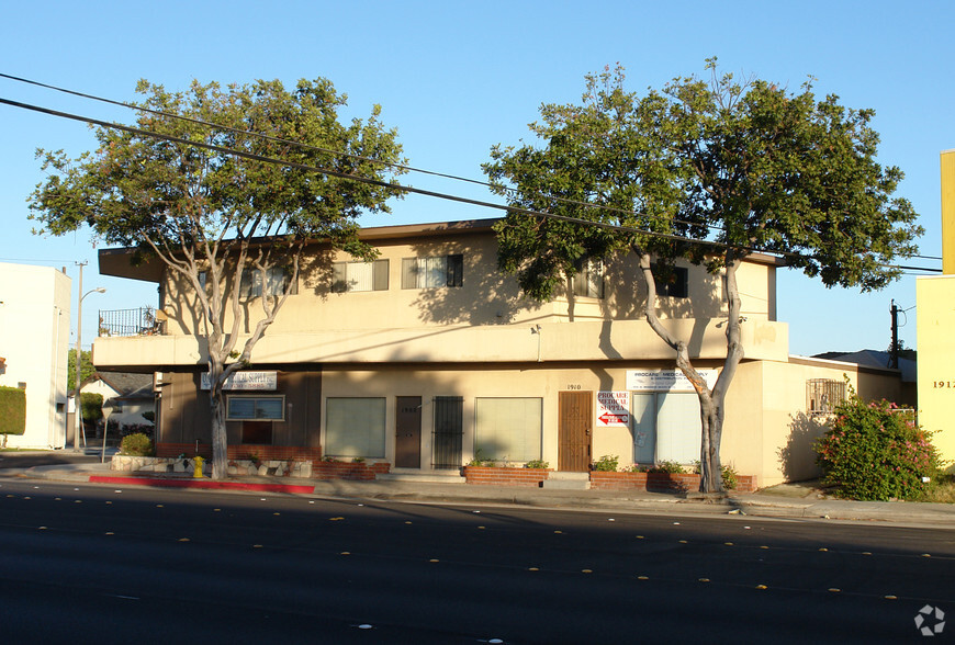 1900-1910 W Redondo Beach Blvd, Gardena, CA à louer - Photo du bâtiment - Image 1 de 5